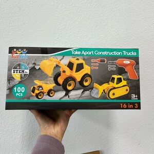 16 in 3 Take Apart Construction Trucks - Yellow